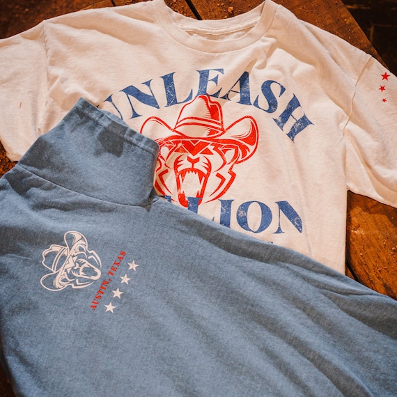 Unleash the Lion Austin Cowboy Graphic T-Shirt - Denim Blue